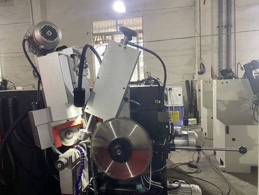 Vollmaschine mit Rundsägeblatt für Front- und Hinterwinkelschleifmaschine LDX-026A