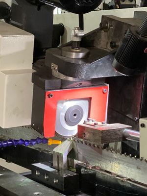 LDX-021 Karbidbandsäge mit Servo-Zufuhrmaschine